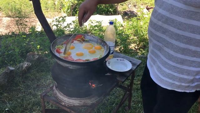 Яичница по дачному смотреть онлайн