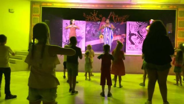 Mini disco 29.08-10.09 смотреть онлайн