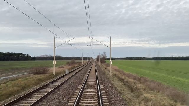 4K Führerstandsmitfahrt / Cab Ride: Senftenberg - Berlin Ostbahnhof смотреть онлайн
