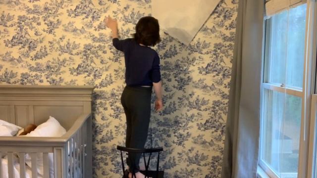 Removing Fabric Wallpaper after 2 years! LIVE!!! смотреть онлайн