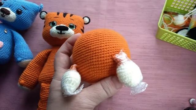 ДВЕ ИГРУШКИ ПО ОДНОЙ СХЕМЕ. смотреть онлайн