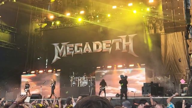 Megadeth - Holy Wars (Live at AFTERSHOCK Festival) смотреть онлайн