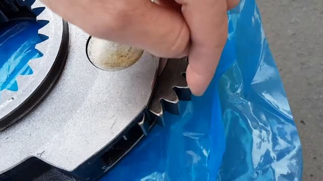 Запчасти бортового редуктора Hyundai R330LC-9S (сателлит, корпус, вал) едут в Комсомольск-на-Амуре смотреть онлайн