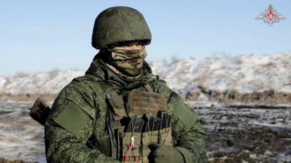 💣 Саперы всегда впереди
Саперы всегда действуют впереди своих войск. В обороне они устраивают