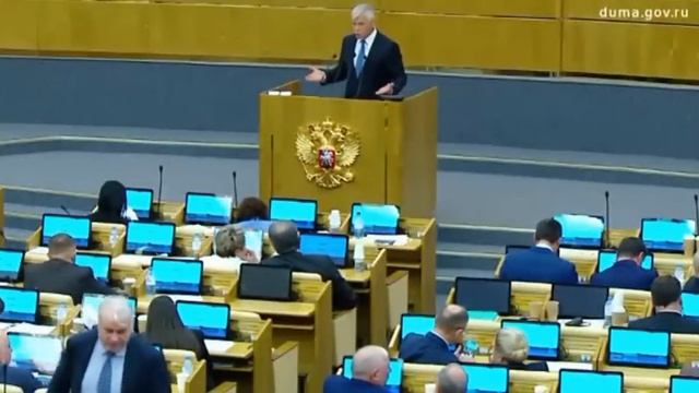 Ошибка Госдумы превращает нищих в бездомных смотреть онлайн