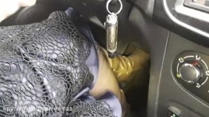 Как правильно поднять  ногу на педали сцепления  чтобы не за глохнуть!