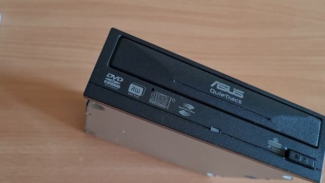 Не открывается дисковод на компе? Как вытащить диск из компьютера? Как извлечь диск из дисковода? смотреть онлайн