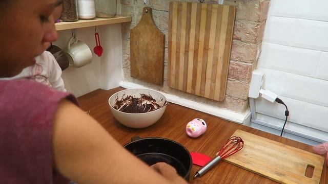 Рецепт Брауни или Как сделать натуральный домашний шоколад с фруктами своими руками смотреть онлайн