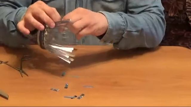 Кукольная мебель из жестяных банок