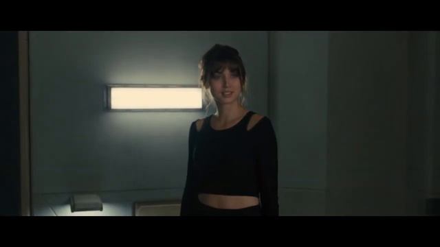 Идеальная жена будущего(бегущий по лезвию 2049) смотреть онлайн