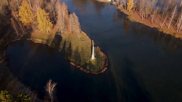 ГАТЧИНСКИЙ ДВОРЕЦ и дворцовый парк. Видео с дрона смотреть онлайн