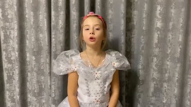 СТИХ СУМАСШЕДШЕГО (АВТОР МОЯ СЕСТРА АДЕЛИНА) смотреть онлайн