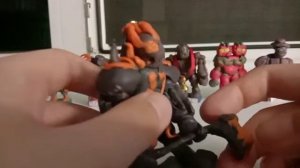 сравнение по росту роботов живая сталь.ИЗ ПЛАСТИЛИНА!!!!!