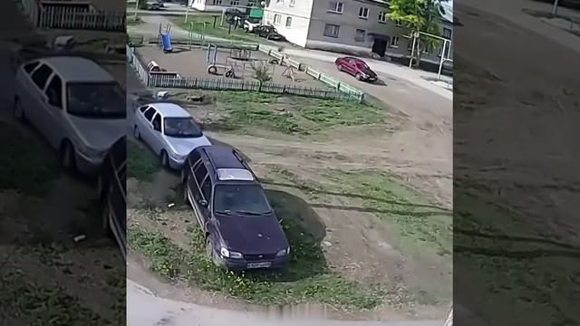 ??? смотреть онлайн
