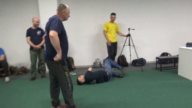 В месте контакта залипаем и вращаем Тренировка правильного двигательного навыка Питер Май 2022 смотреть онлайн