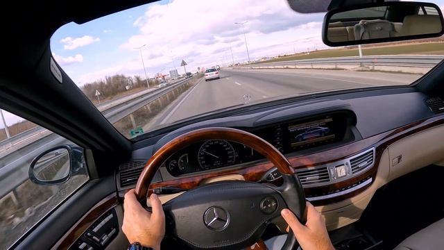 Mercedes W221 S500/S550 POV Driving And Acceleration || Stock Exhaust.