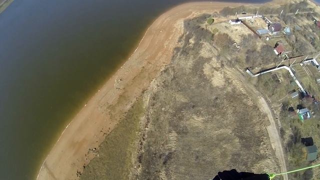 Полёт на параплане ГАЭС 9.04.2020 Склон в деревне Федоровское смотреть онлайн