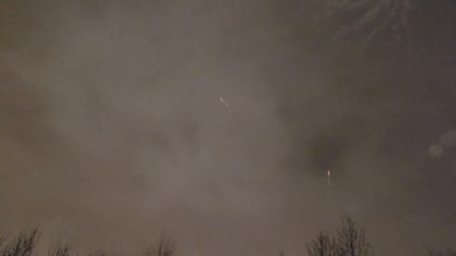 Салют в честь 23 февраля в парке Кузьминки смотреть онлайн