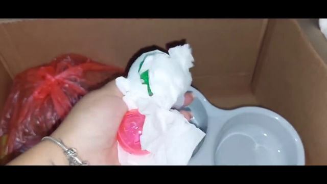 ПОСЫЛКА ИЗ ВОЛГОГРАДА | ЛОВИМ СОБАКУ С БУТЫЛКОЙ НА ГОЛОВЕ смотреть онлайн