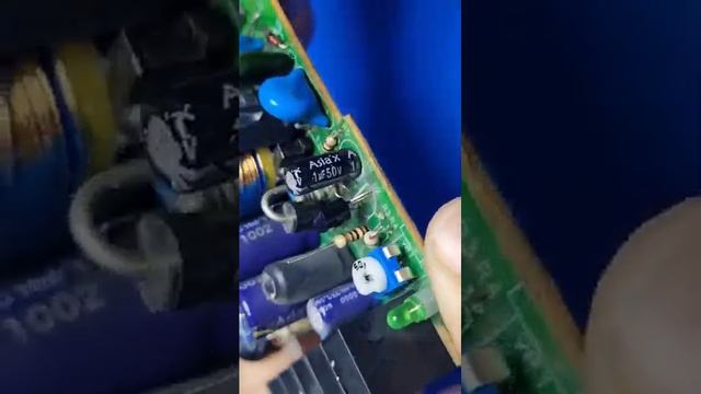 A Simple Trick to Get Variable Voltage from Any Fixed Output Power Supply! #shorts #zaferyildiz смотреть онлайн