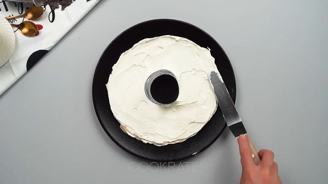 How to make cake with pancakes, using the plastic bottle! Fantastic recipe! смотреть онлайн