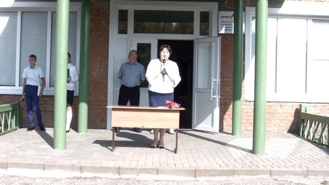 День Знаний в Шапкинской школе (02.09.2019) смотреть онлайн
