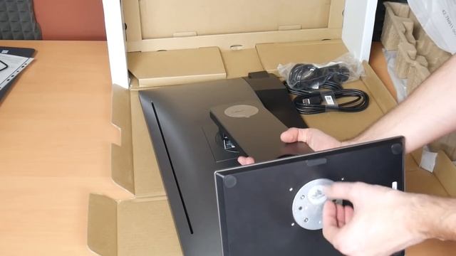 НАЙ-ЛОШИЯТ МОНИТОР?! смотреть онлайн