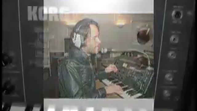 Chris Holland - Vtg 70s Korg Vocoder VC-10 - 'Spread Love' Christopher Holland смотреть онлайн