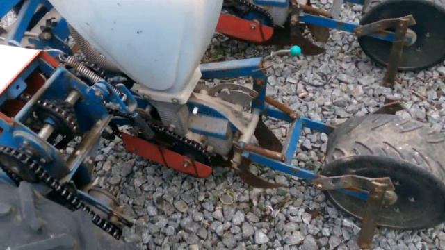 Сеялка упс 8.