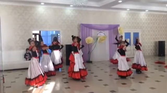 Испанский танец на свадьбе смотреть онлайн