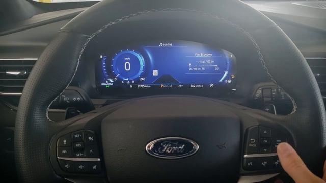 Steering Wheel and Instrument Cluster in the 2020 Ford Explorer ST | Ford Explorer ST Features смотреть онлайн