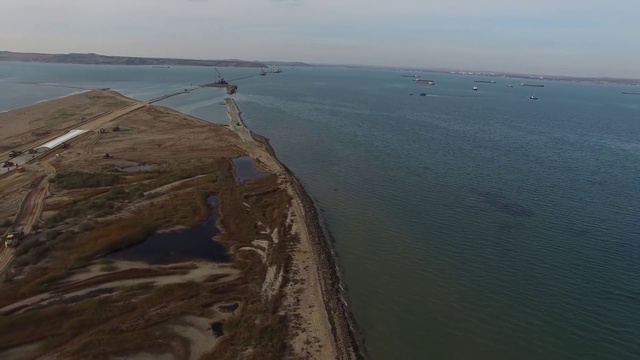 Строительство моста через Керченский пролив. Часть 4 19⁄10⁄2015 смотреть онлайн