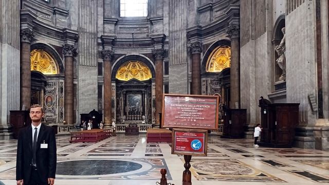 St. Peter's Basilica and the Vatican on our trip from Ukraine to Italy and Spain. 4k смотреть онлайн