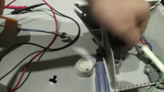 Конвектор BALLU Enzo BEC/EZMR-2000, ремонт смотреть онлайн