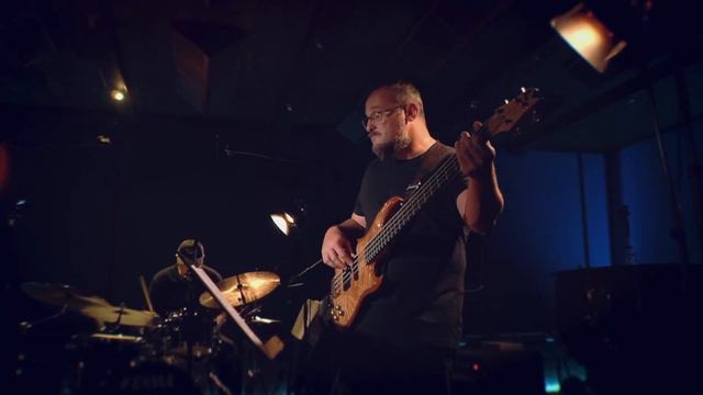 DRUM SOLO WITH SEV TRIO смотреть онлайн