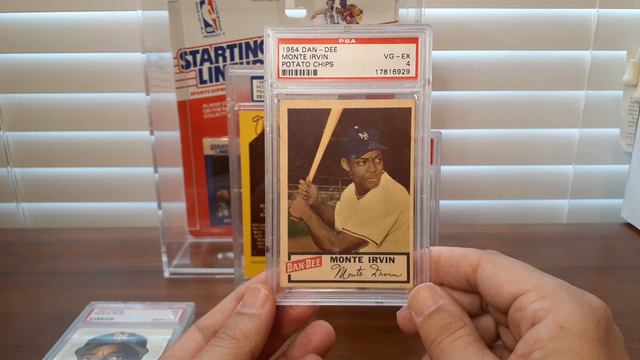 Reconnecting with my vintage Monte Irvin collection. смотреть онлайн