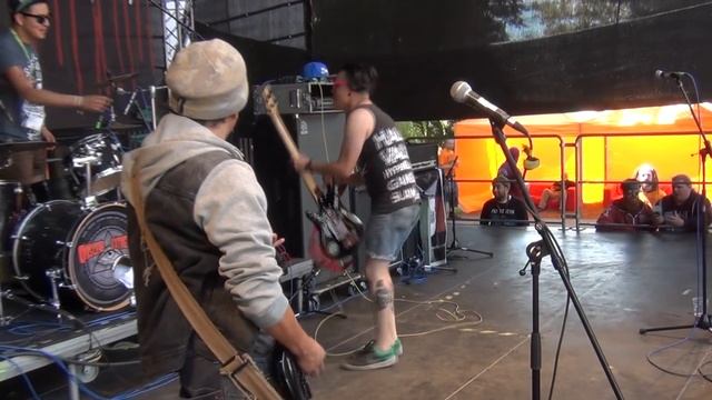 GORE AND CARNAGE Live At OBSCENE EXTREME 2015 HD смотреть онлайн