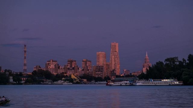 Восход Луны над Химкинским водохранилищем. Вид с причала Захарково. Таймлапс смотреть онлайн