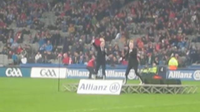 Jedward entertain the audience prior to Dublin v Cork NFL.. смотреть онлайн