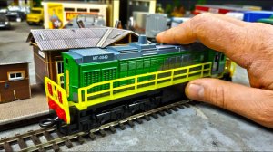 Модель ТЕПЛОВОЗА со светом и звуком от Технопарк. Про машинки.