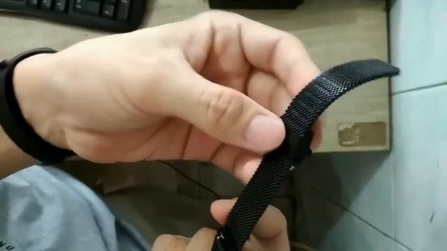 Смарт часы Smart MioBand Black смотреть онлайн