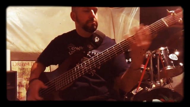 Zoom B1 Four смотреть онлайн