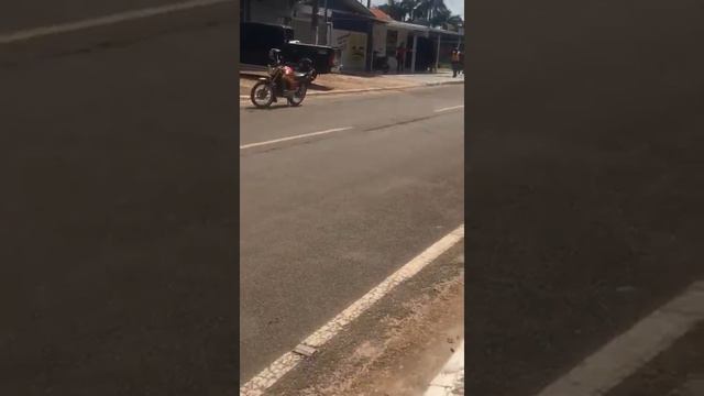 homem morre ao corta pescoço em acidente (cenas fortes) смотреть онлайн