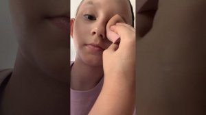 Делаем макияж