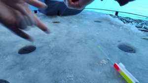 Зимняя рыбалка на Сахалине. Первый лед 2022-2023. Корюшка.