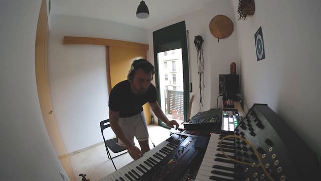 TNDE Live Act Techno with Analog Rytm / Korg MS-20 / Juno 60 / Volca Bass & FM / Korg D1 смотреть онлайн