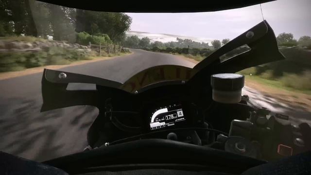 ENFIN UN JEU OPEN WORLD EN MOTO ! TT Isle of Man : Ride on the Edge 3 смотреть онлайн