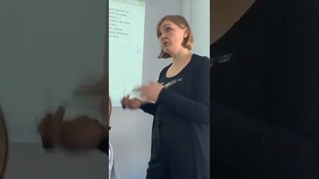 МК в Академии KEUNE по укладкам в стиле 40-50 гг смотреть онлайн