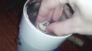 Рассыпалась пластмасса на ноже советской кофемолки, ремонт с помощью сухой сварки