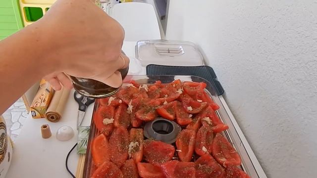 Когда некуда девать помидоры, это для Вас